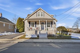 60 Wingold Street, Fall River, MA 02720