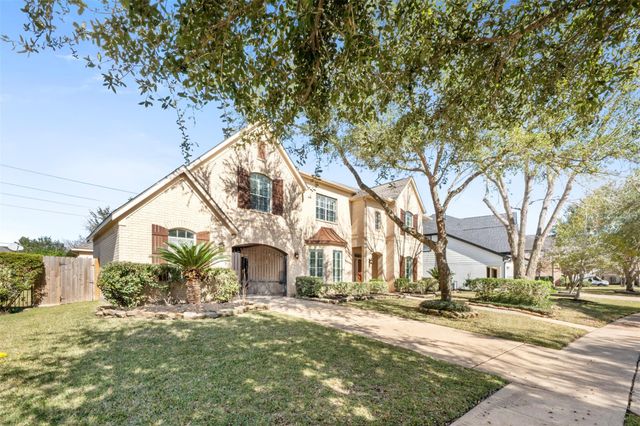 9227 Hummingbird Lane, Missouri City, TX 77459