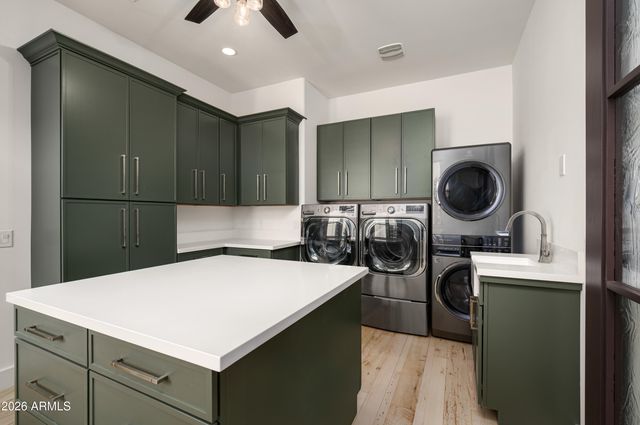 9412 E HIDDEN SPUR Trail, Scottsdale, AZ 85255