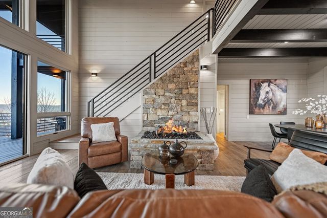 799 Bruce Mountain Road, Morganton, GA 30560