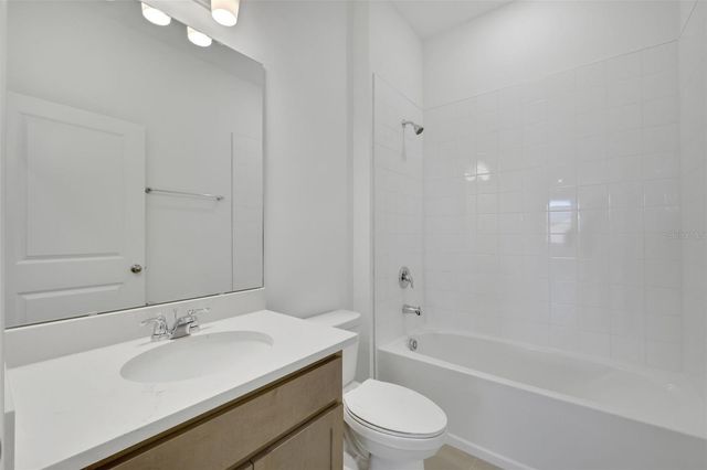2956 SUPERMARINE ROAD, Tavares, FL 32778