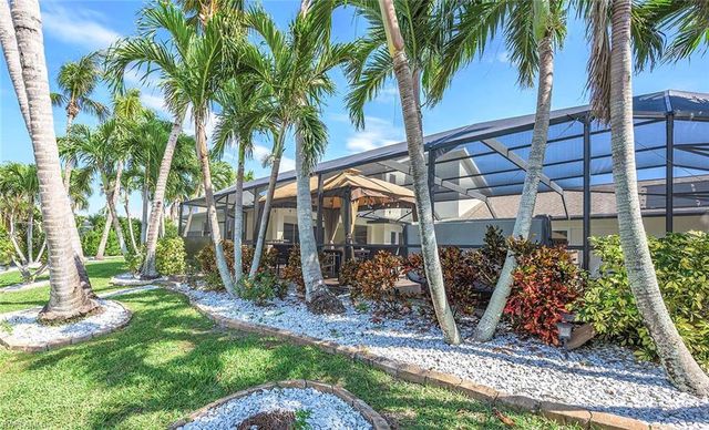 5208 SW 8th CT, Cape Coral, FL 33914
