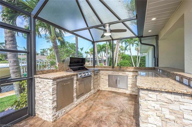 5208 SW 8th CT, Cape Coral, FL 33914