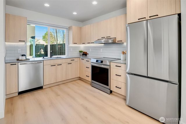 4411 S Holly Street, Seattle, WA 98118
