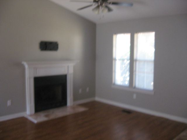 1106 Cindi Ct, Mount Juliet, TN 37122