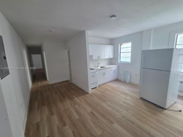 959 SW 5th Street A09, Miami, FL 33130