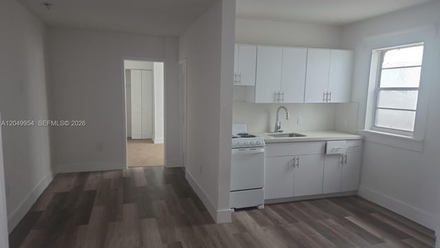 959 SW 5th Street A09, Miami, FL 33130