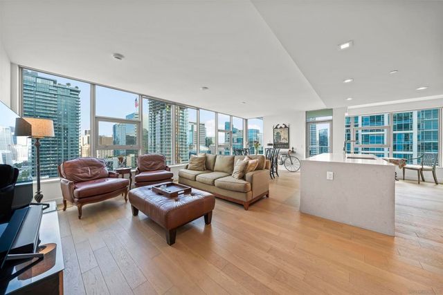 1388 Kettner 2206, San Diego, CA 92101