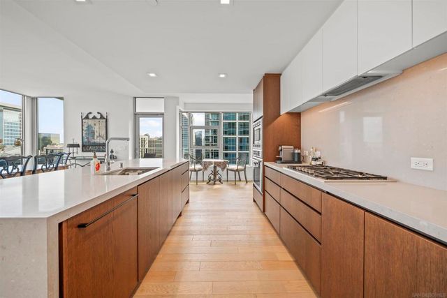 1388 Kettner 2206, San Diego, CA 92101