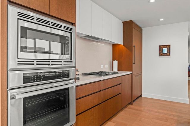 1388 Kettner 2206, San Diego, CA 92101