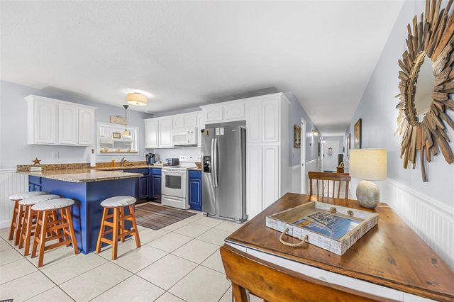 1145 S ATLANTIC AVENUE B, Cocoa Beach, FL 32931