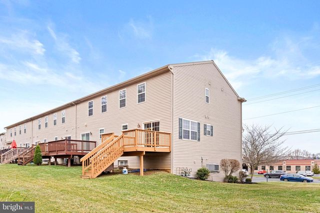 174 OLD SCHOOLHOUSE LANE, Mechanicsburg, PA 17055