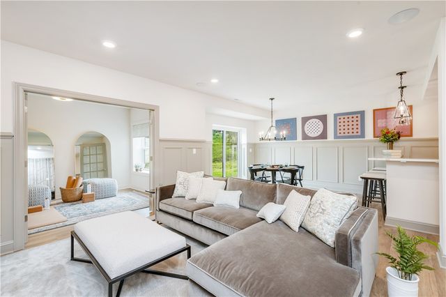 5004 Azalea Drive, Mc Donald, PA 15057