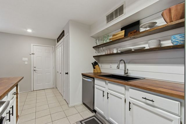 5113 Blue Glen Drive, The Colony, TX 75056