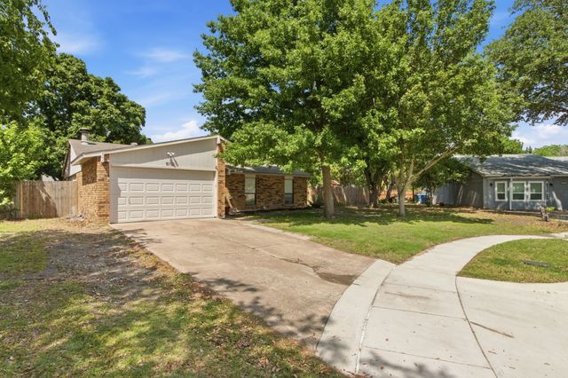 5113 Blue Glen Drive, The Colony, TX 75056