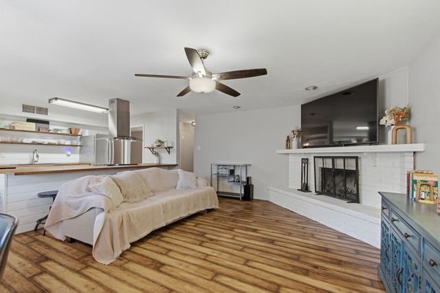 5113 Blue Glen Drive, The Colony, TX 75056
