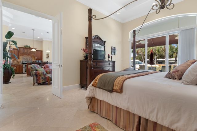 371 SE 15th Avenue, Pompano Beach, FL 33060