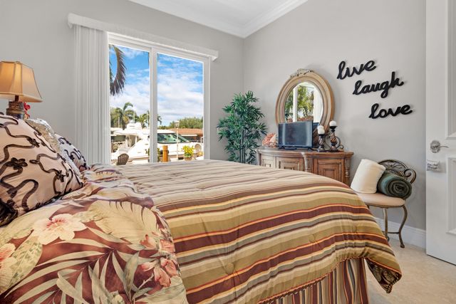 371 SE 15th Avenue, Pompano Beach, FL 33060