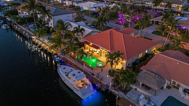 371 SE 15th Avenue, Pompano Beach, FL 33060