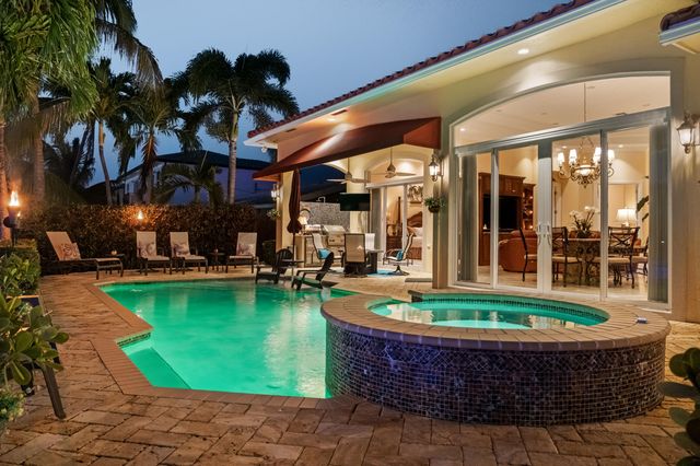 371 SE 15th Avenue, Pompano Beach, FL 33060