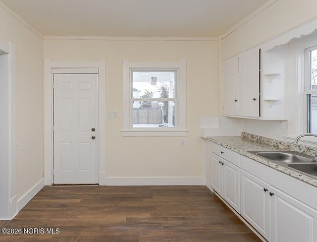 734 Brighton Avenue, Toledo, OH 43609