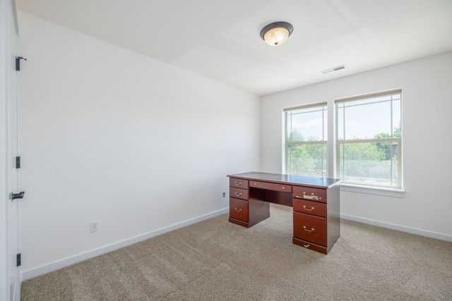 2934 NE Dogwood Drive, Bend, OR 97701