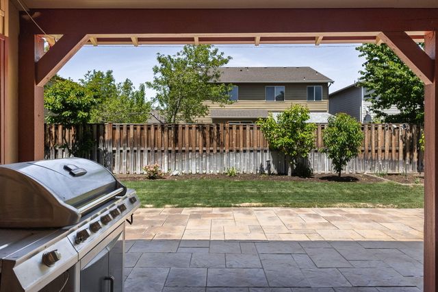 2934 NE Dogwood Drive, Bend, OR 97701