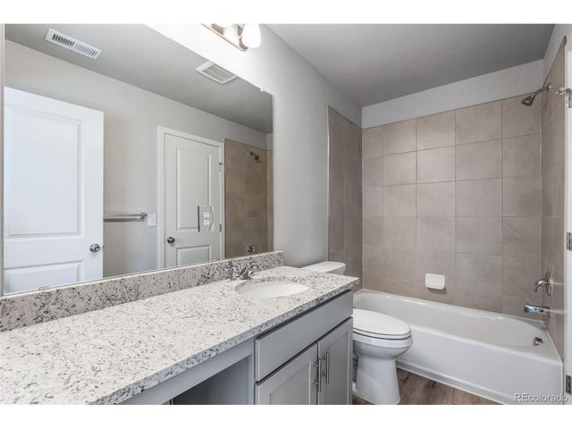 736 N Carrie Ct, Watkins, CO 80137