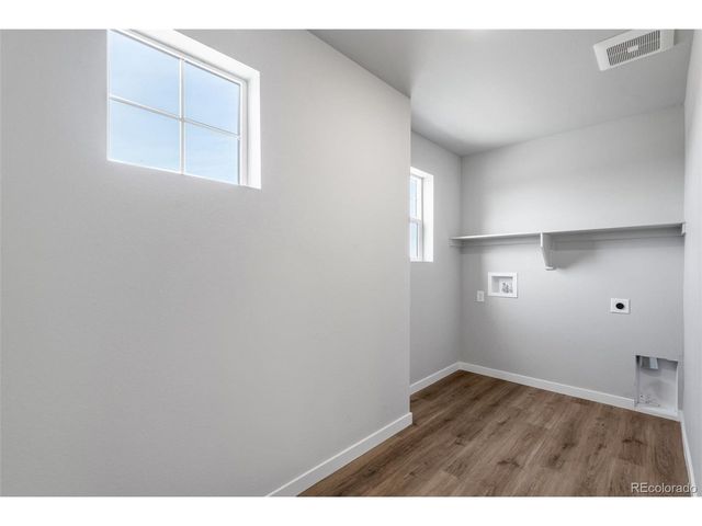 736 N Carrie Ct, Watkins, CO 80137