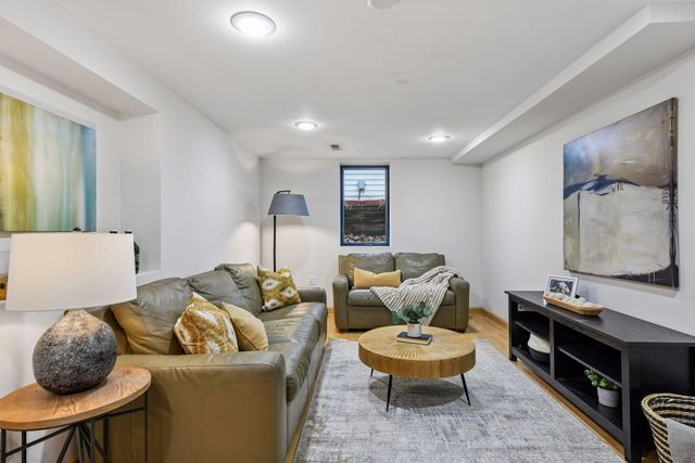 5641 Washburn Avenue S, Minneapolis, MN 55410