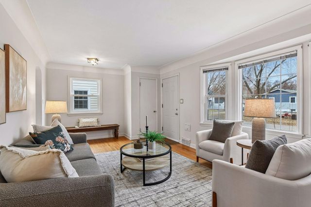 5641 Washburn Avenue S, Minneapolis, MN 55410