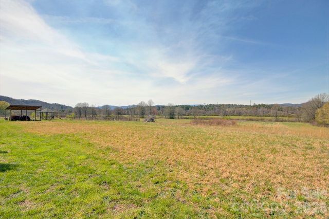 751 Everett Road, Pisgah Forest, NC 28768