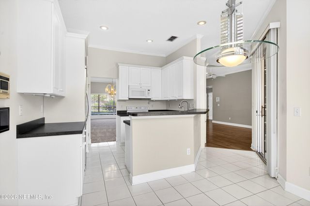 4050 MIZNER Circle S, Jacksonville, FL 32217