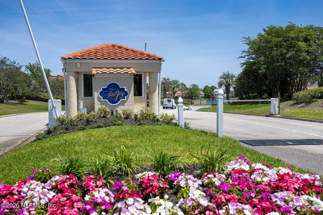 4050 MIZNER Circle S, Jacksonville, FL 32217