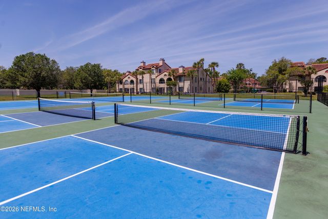 4050 MIZNER Circle S, Jacksonville, FL 32217