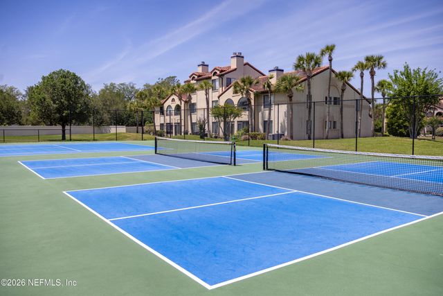 4050 MIZNER Circle S, Jacksonville, FL 32217