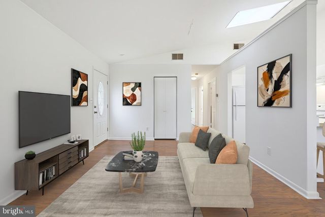 1136 TYLER AVE, Annapolis, MD 21403