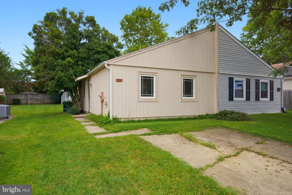 1136 TYLER AVE, Annapolis, MD 21403
