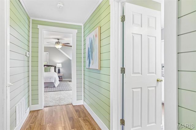 4709 Theiss Road, St Louis, MO 63128