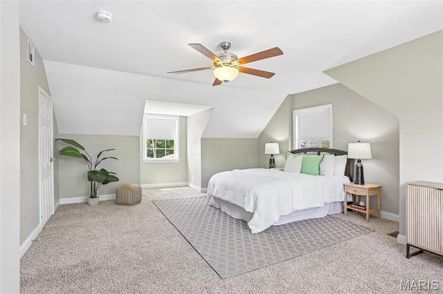 4709 Theiss Road, St Louis, MO 63128
