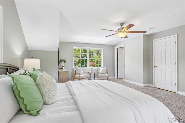 4709 Theiss Road, St Louis, MO 63128