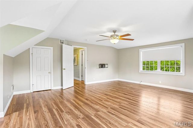 4709 Theiss Road, St Louis, MO 63128
