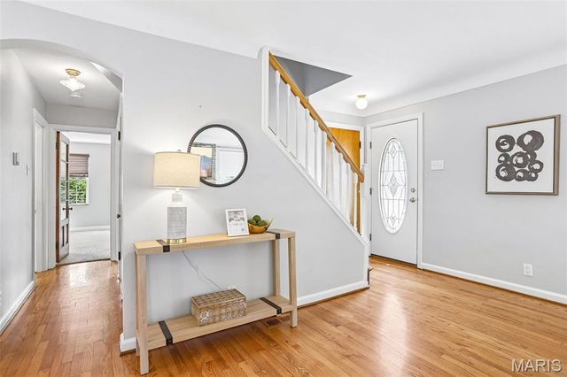4709 Theiss Road, St Louis, MO 63128