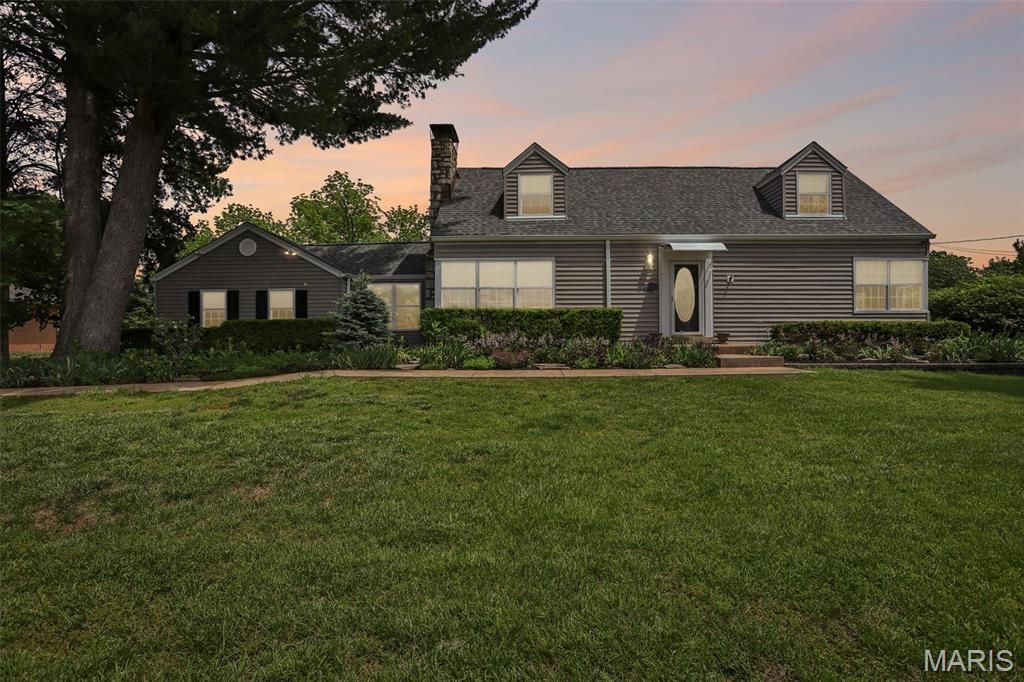 4709 Theiss Road, St Louis, MO 63128