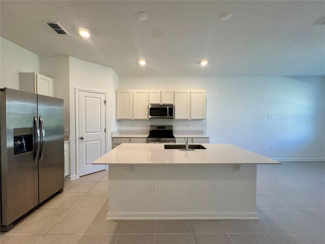 2819 MALOOF DRIVE, Davenport, FL 33837