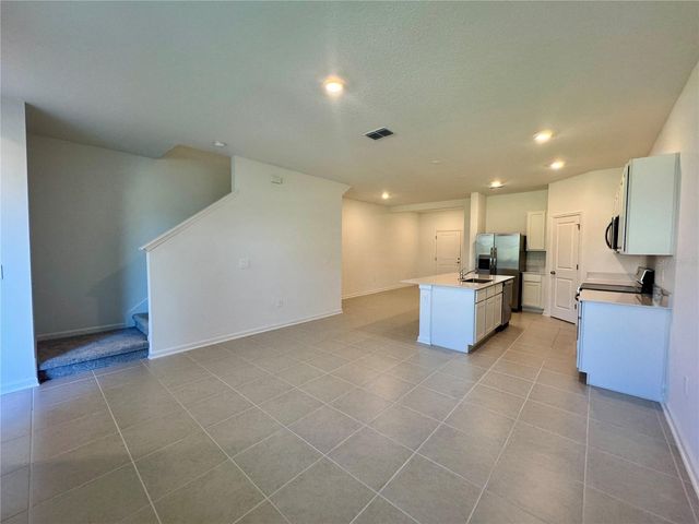 2819 MALOOF DRIVE, Davenport, FL 33837