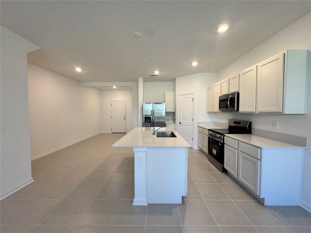 2819 MALOOF DRIVE, Davenport, FL 33837