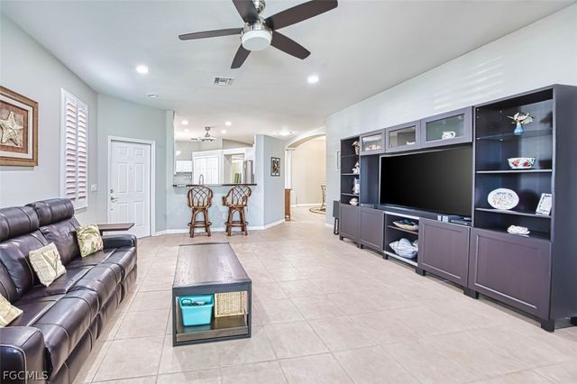 13600 Gulf Breeze ST, Fort Myers, FL 33907