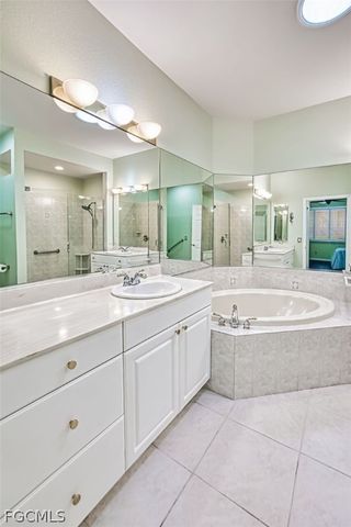 13600 Gulf Breeze ST, Fort Myers, FL 33907