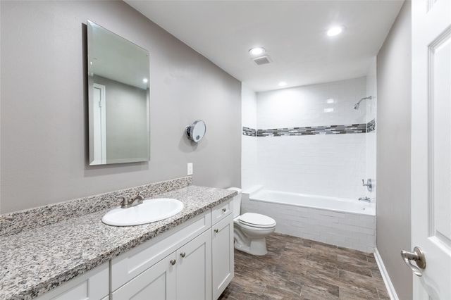 3435 Balboa Circle 8, Montgomery, TX 77356